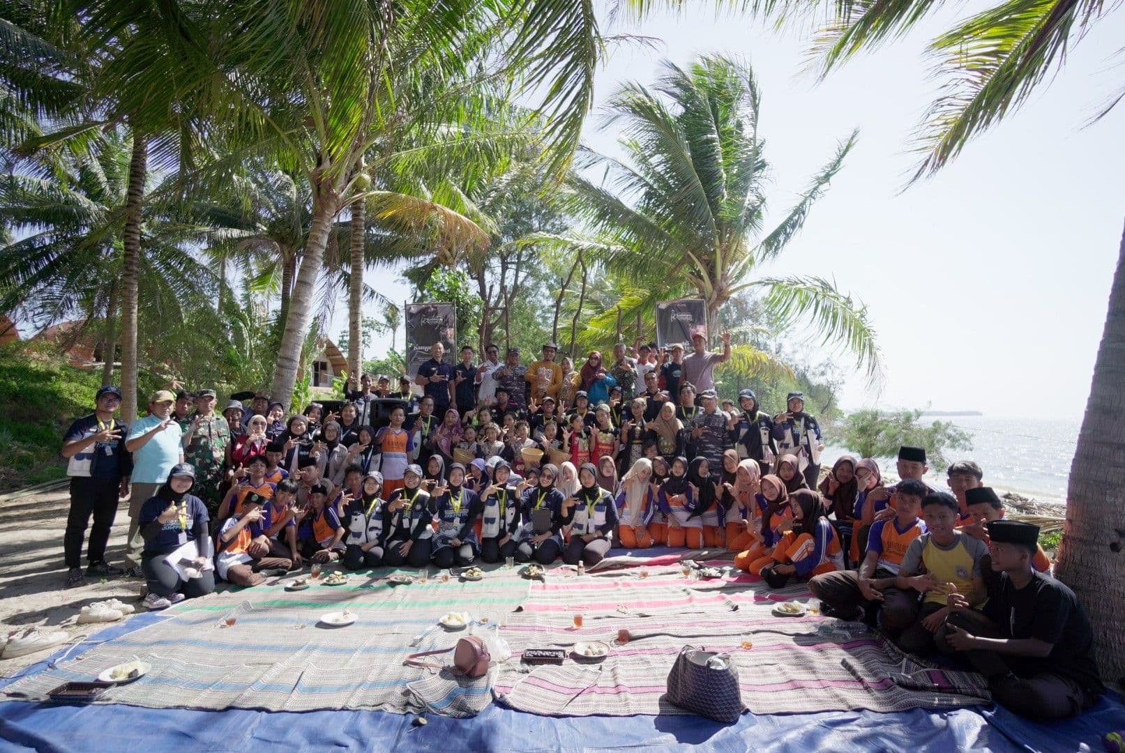 Foto bersama semua partisipan